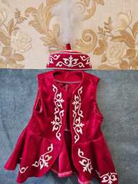 Казахский национальной одежда