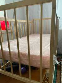 Детская кровать( манеж)