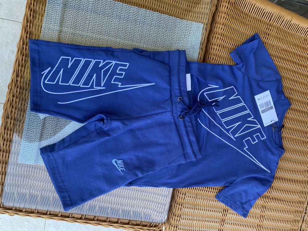 Юноши екипи Nike Разпродажна само 29 лв.