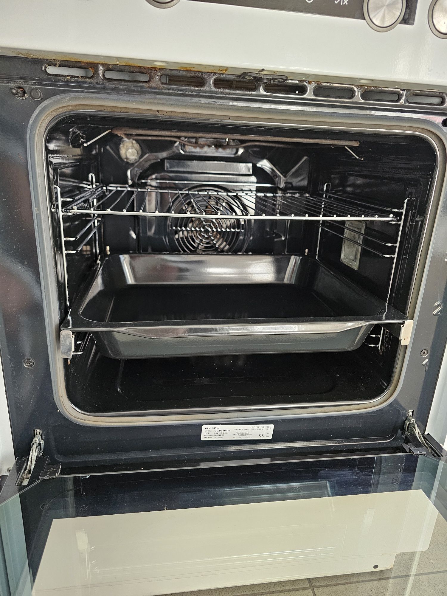 Печка с керамичени котлони ASKO CC96364W71l