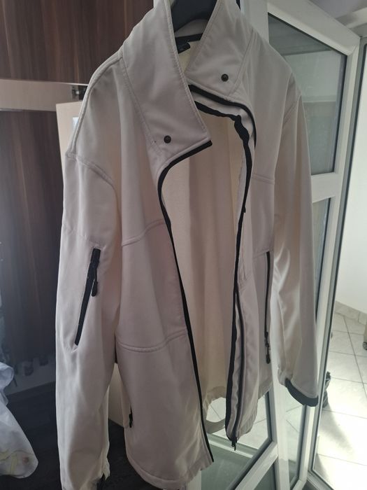 Bluza norway,mărimea L spre Xl...