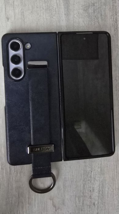 Samsung Z Fold 5