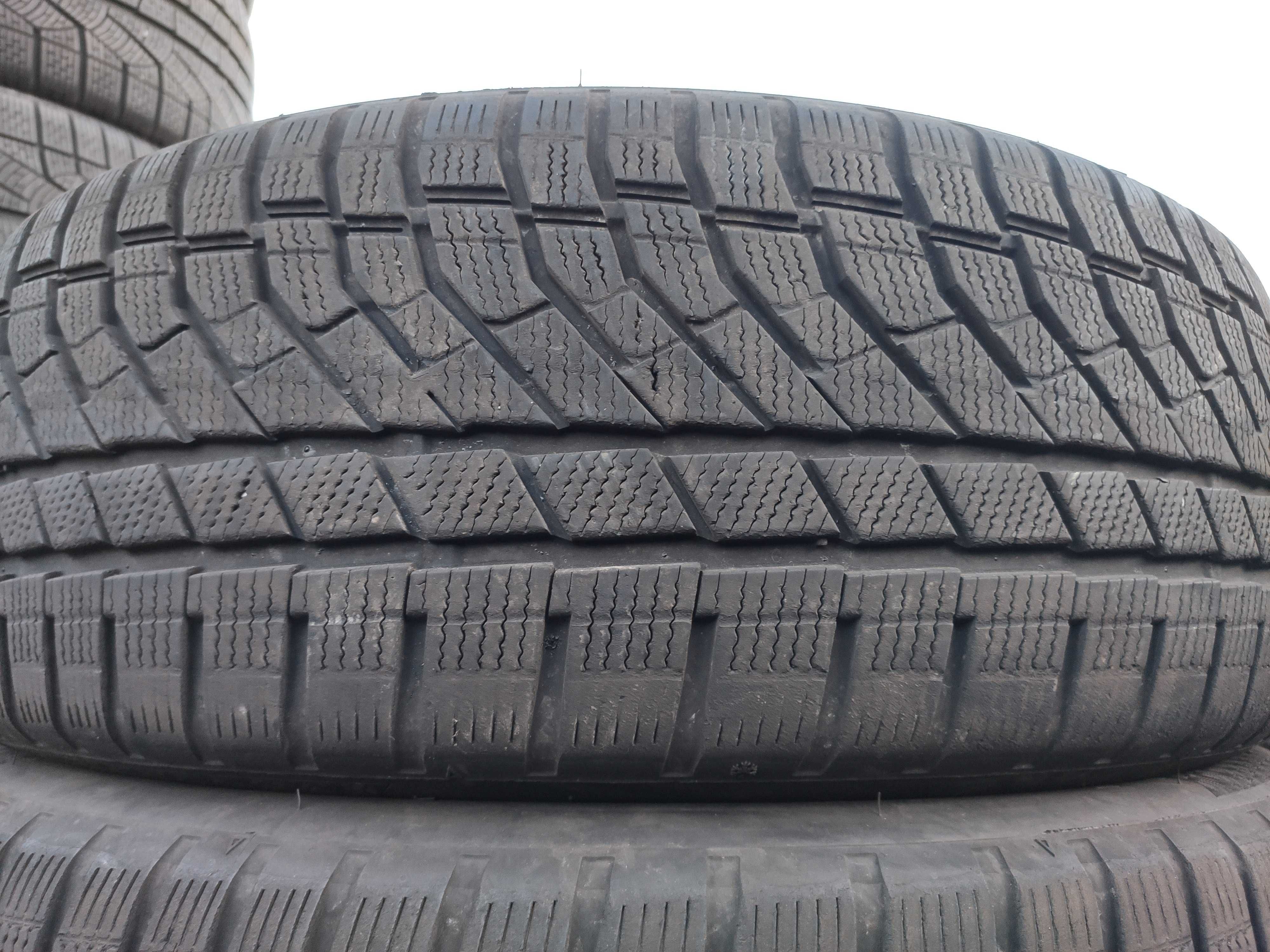 2бр Зимни гуми 235 55 19 - Falken - DOT 2023