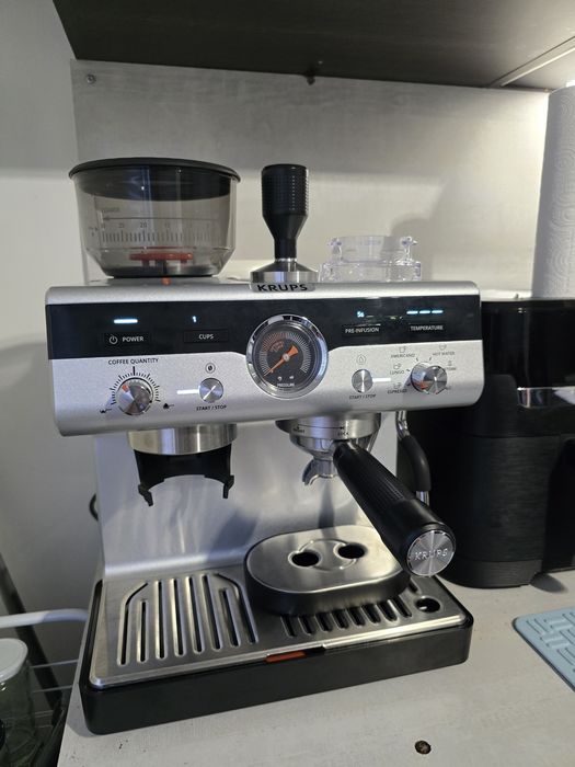 Еспресо машина Krups Precision XP801T10