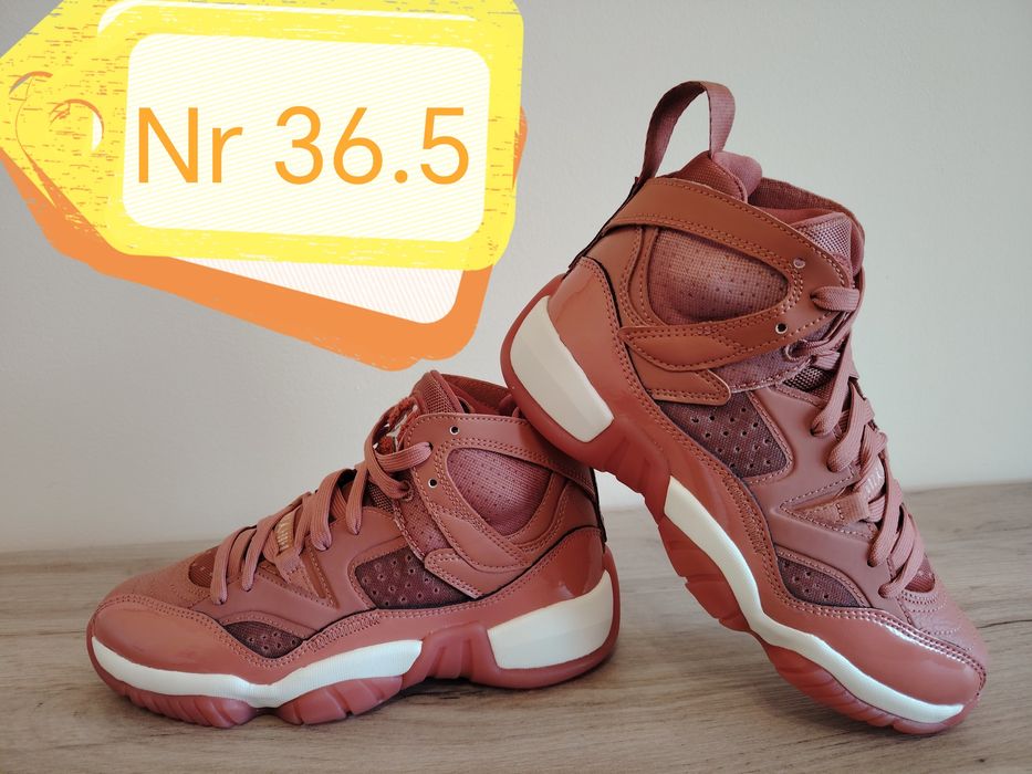 Air Jordan jumpman tow trey pt copii Nr 36.5
