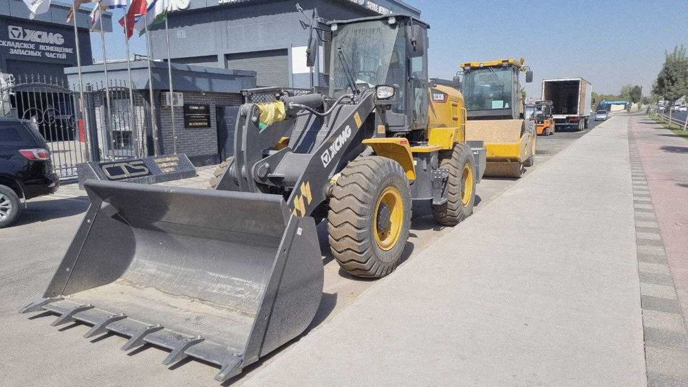 Оригинал фронтал погрузчик XCMG XC936 2.1m3 джойстик