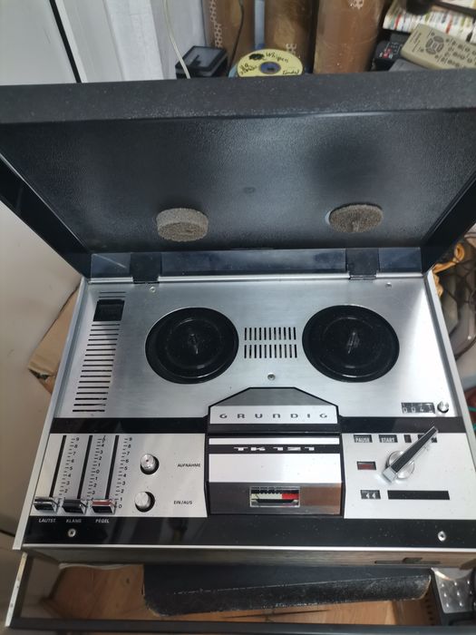 Magnetofon grundig 121