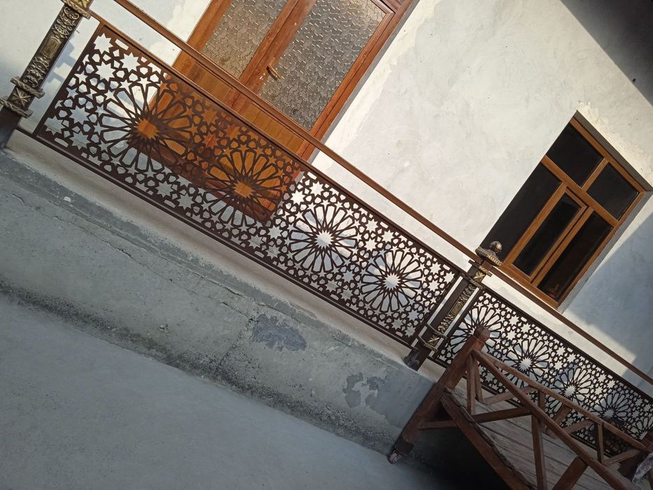 Temir tok, temir naves, zina reshotka xizmatlarini taklif qilamiz