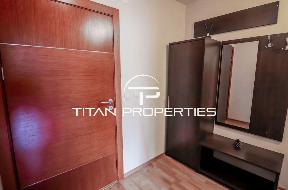 Дава се под наем Двустаен апартамент в Варна, Център - 76 кв.м за 425 € - Снимка #11