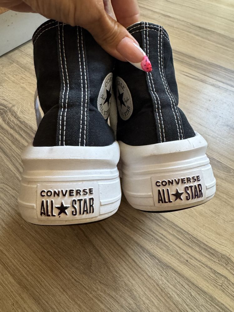 Оригинални кецове Converse Platforms ! 37,5 н
