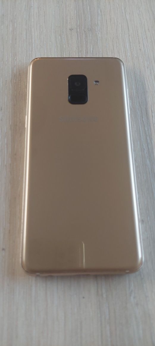Samsung galaxy A8 (2018)
