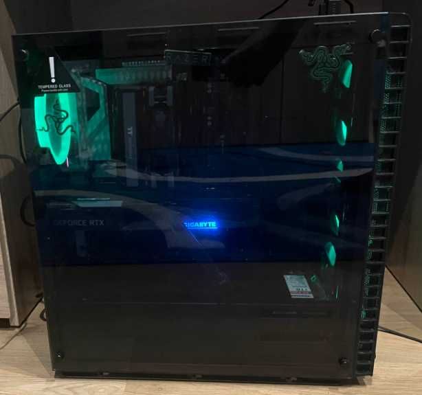 ПРОДАВА СЕ! Геймърски компютър.