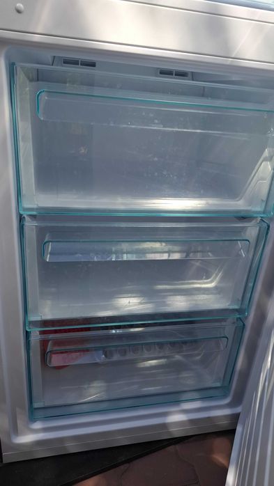 Combina frigorifica Candy CCE4T618EB, Wi-Fi, Clasa E, 185 cm, Negru