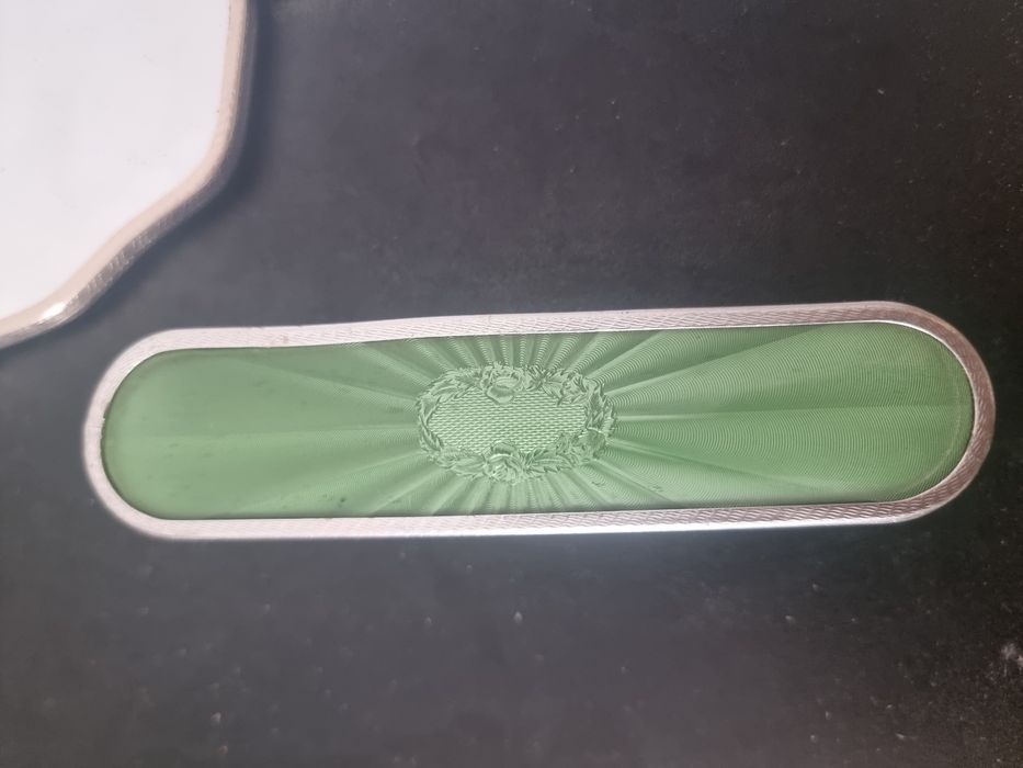 Set vintage toaletă Art Deco – oglindă si perie, email verde