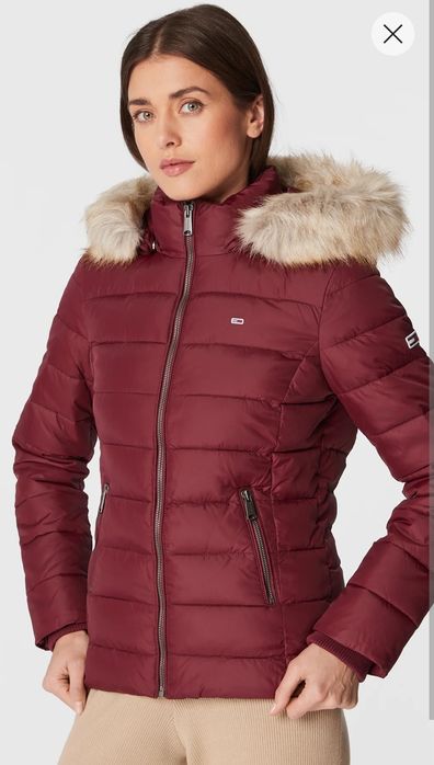 Geaca Tommy Hilfiger nouă cu etichetă 38-40 de iarnă