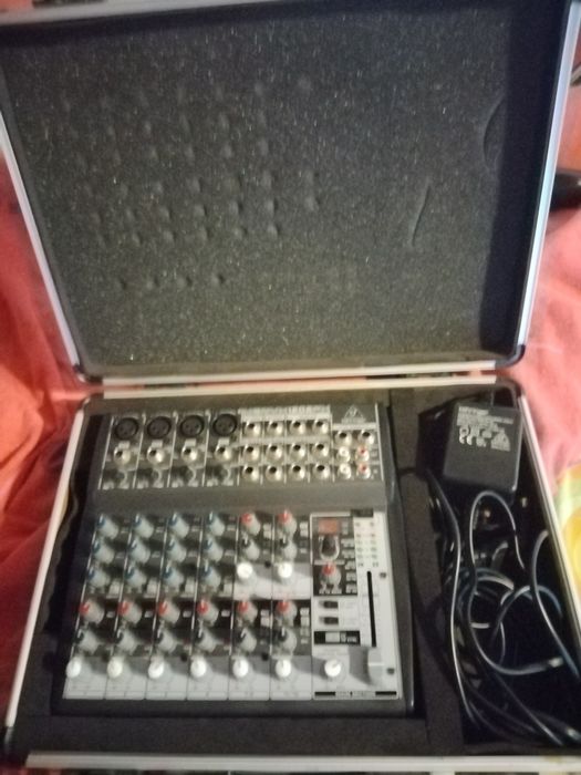 Mixer Behringer FX 1202