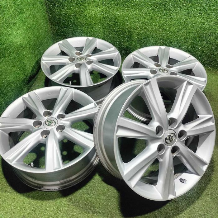 Продам Диски литые оригинал TOYOTA R17 7 J PSD 5/114,3 DIA 60,1 ET 50