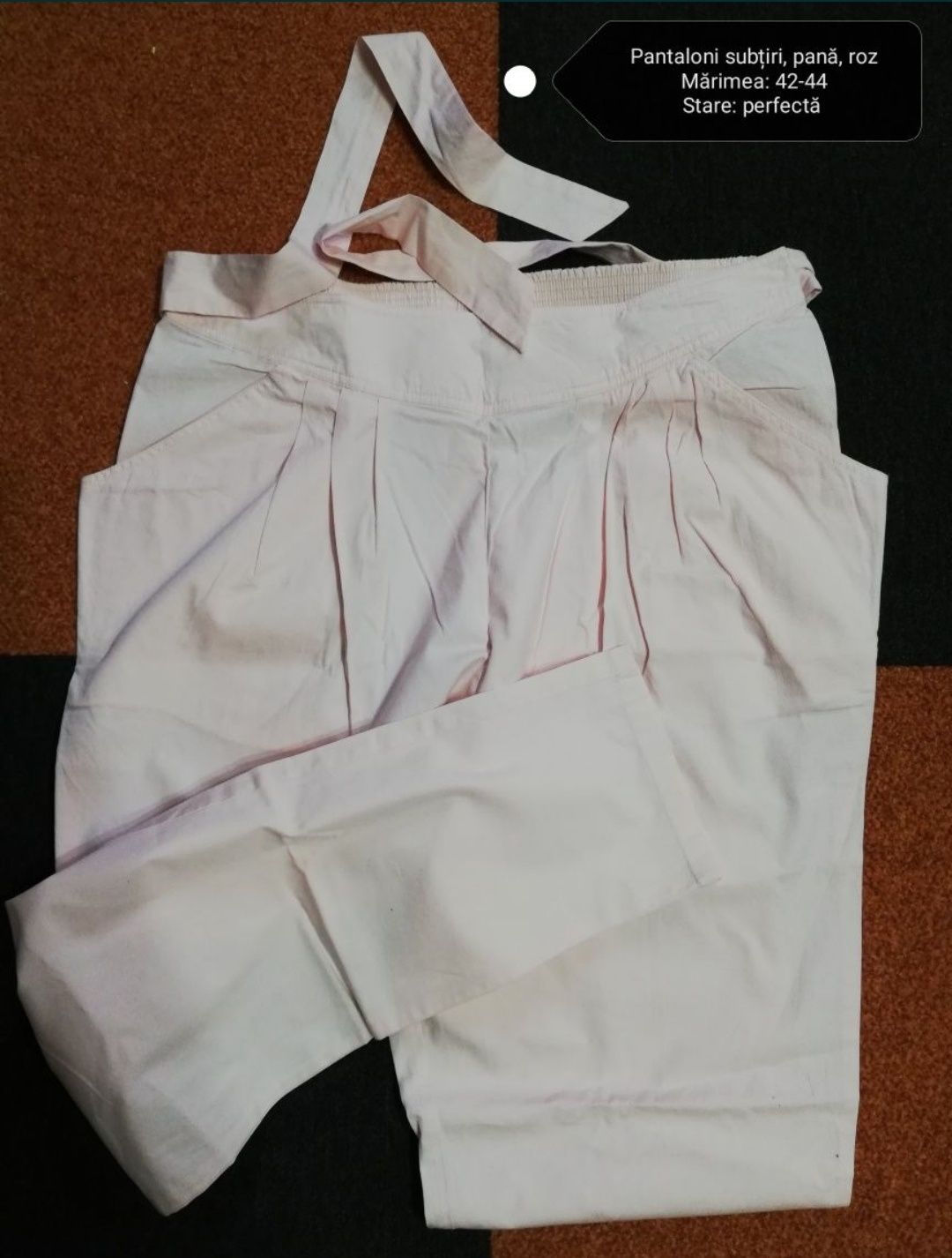 Vând pantaloni subțiri, damă, roz, lungi/model pană, mărimea L (42-44)