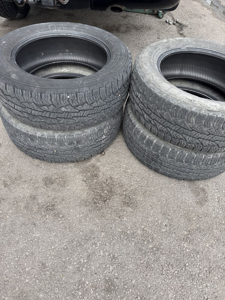 Продавам гуми Nokian 275/55/20