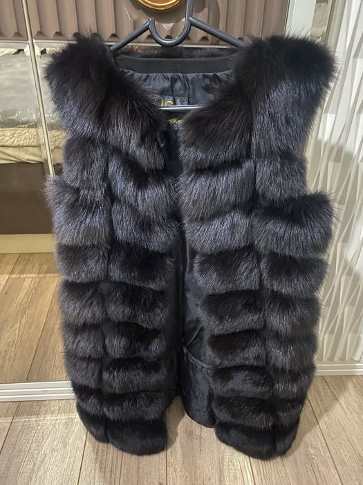 Верхняя одежда/жилетка/с мехом