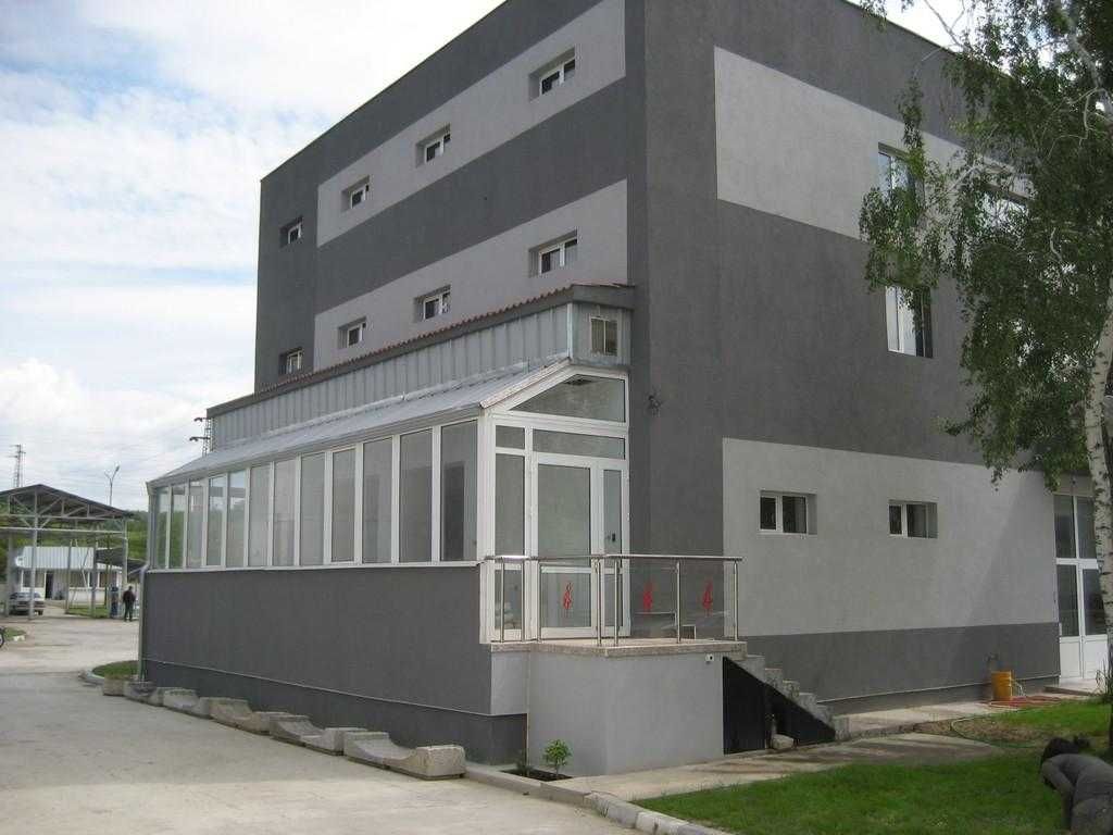 Продава се Промишлена сграда в Плевен, Индустриална зона - 1010 кв.м за 620 €/кв.м - Снимка #4