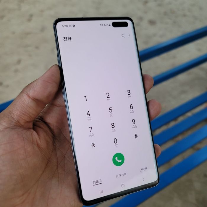 Samsung galaxy S10 plus  5G 256gb