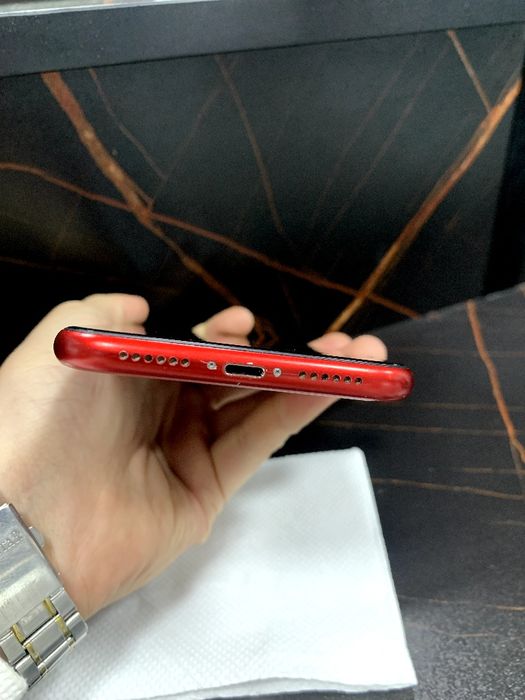 Iphone Xr holati yaxshi 64 tali