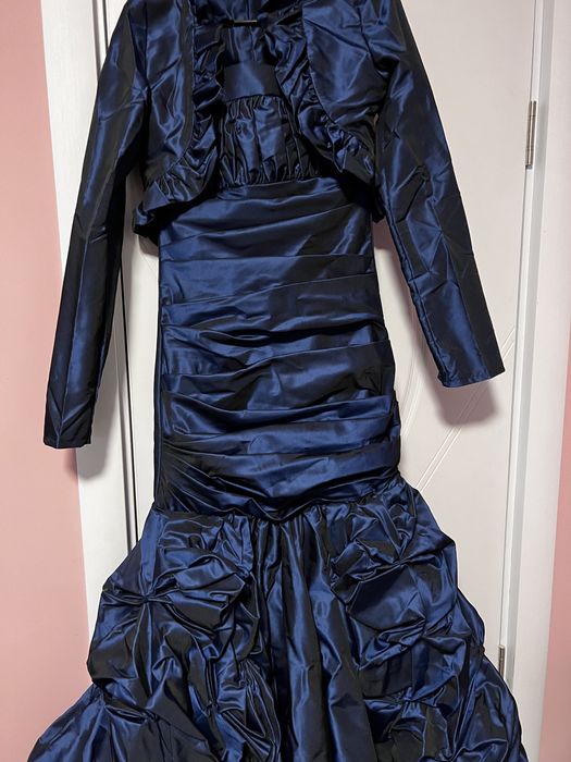 Бална рокля