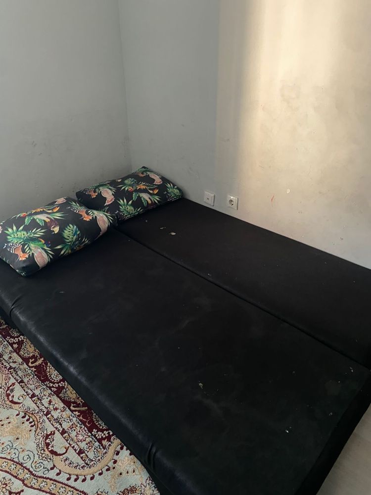 Диван сатылады жаксы куйде
