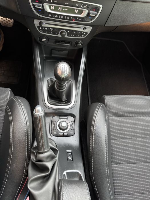 Renault megane  gt line 2012