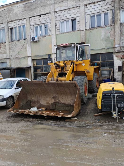 Incarcator frontal (Vola)