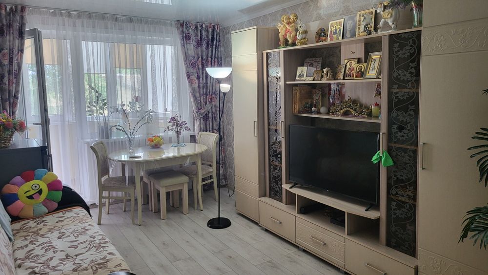 Срочно продам 2комнатную квартиру