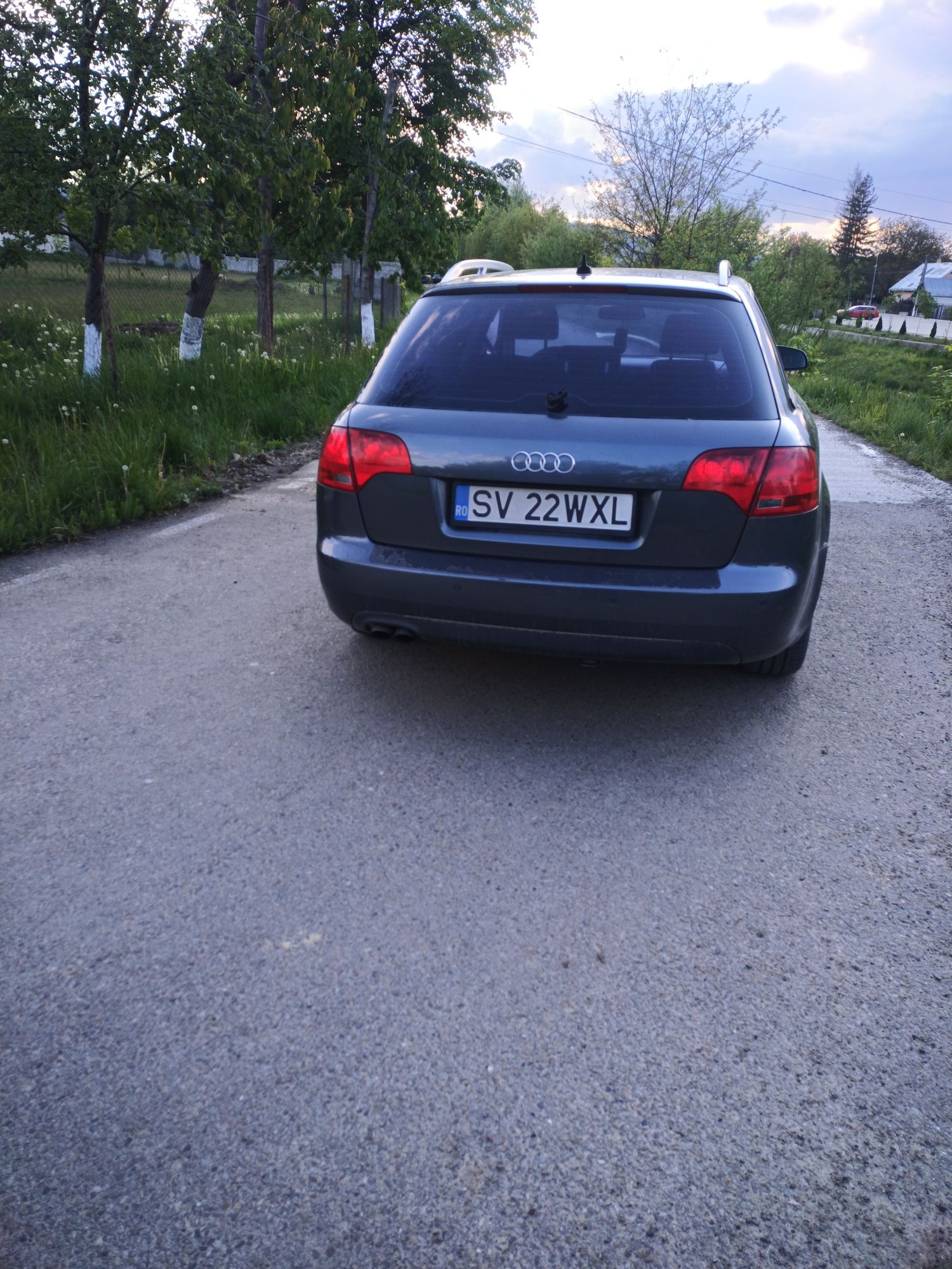 Dezmembrez audi A4 b7 motor de 2.0un ax BPW
