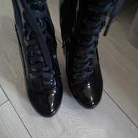 Botine negre goth lac