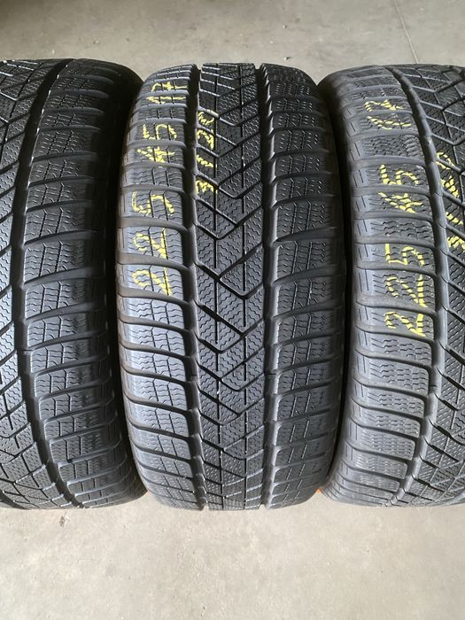 Anvelope iarna 225/45/17 Pirelli Sottozero 3 225 45 17 R17
