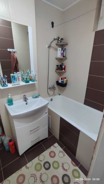 Proprietar, vand apartament 2 camere, decomandat, langa Astoria.