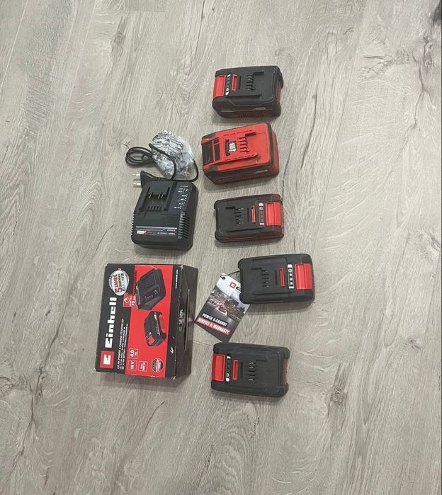 Set Einhell Power X-Change 18V – 5 baterii + încărcător
