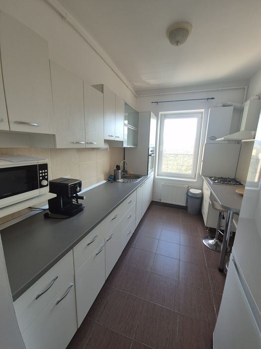 PF Vând apartament 2 camere mobilat –Apahida, Parcare Inclusa