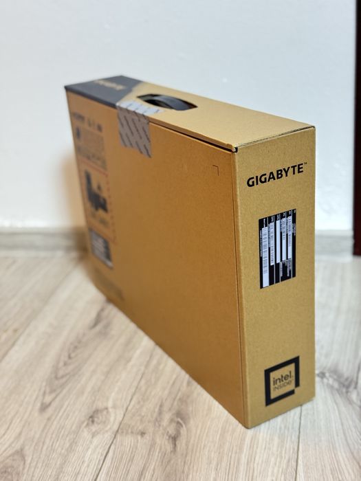 Laptop Gaming Gigabyte GA6H / i7 13620H / RTX 5060 / Ssd 1 TB - NOU