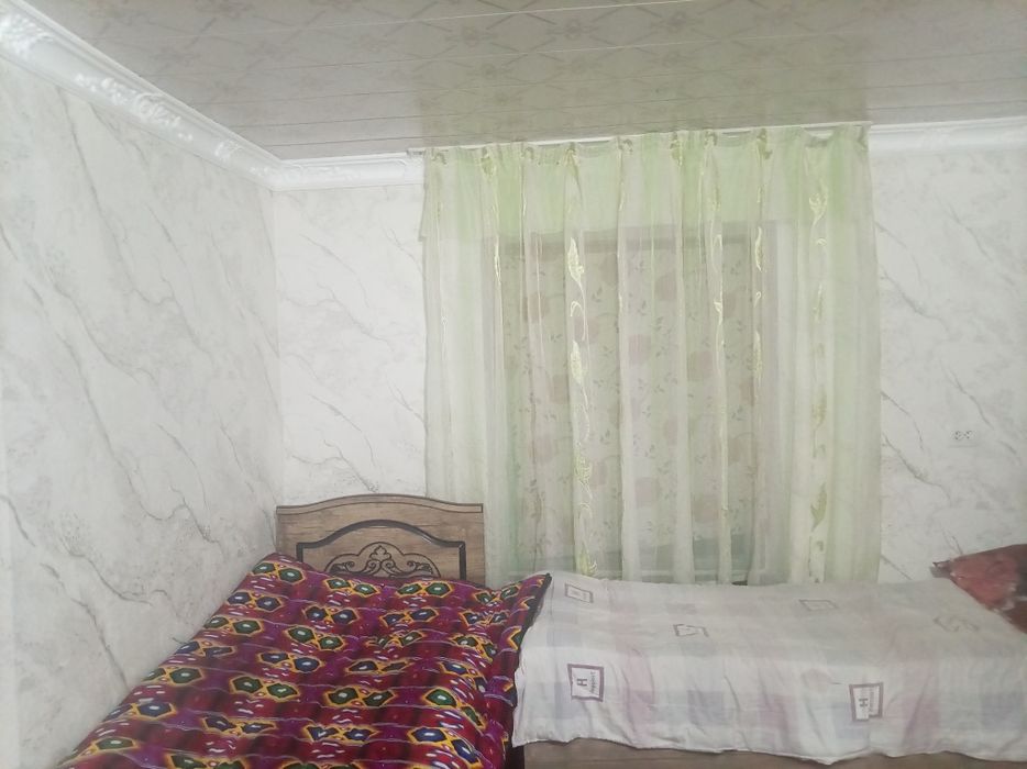 Уй сотилади 20000$