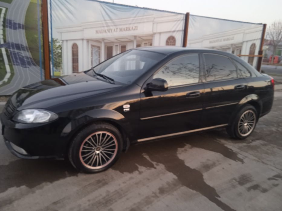 Gentra sroshni sotiladi