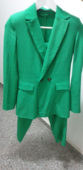 Costum dama  POEMA