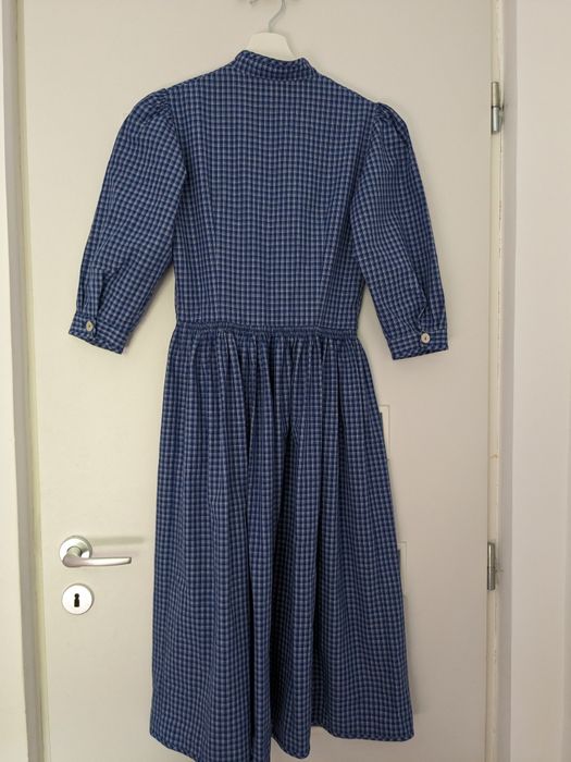 Rochie cu aspect vintage cu specific german