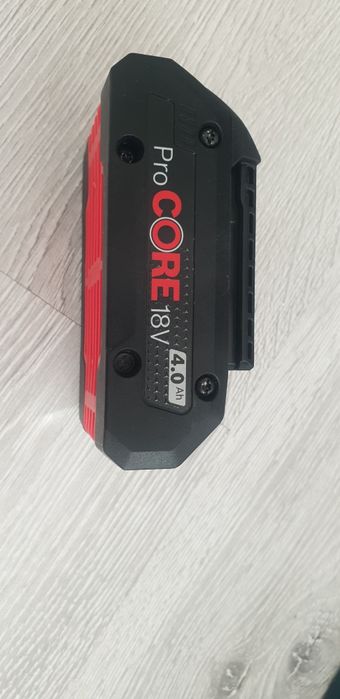 BOSCH GDX 18V-200

Șurubleniță cu impuls/impact Li-Ion, 200Nm,