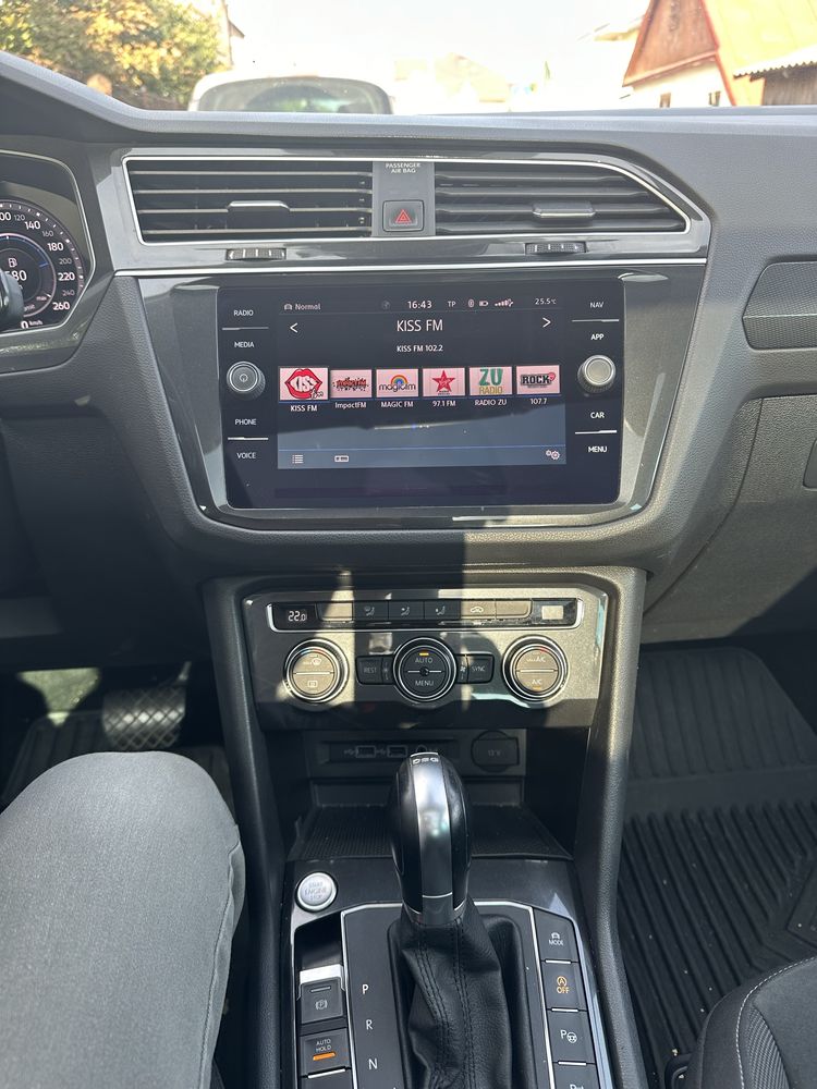 Tiguan r line 2019 ,2*4,cutie automata dsg 7+1 ,padele volan Etc