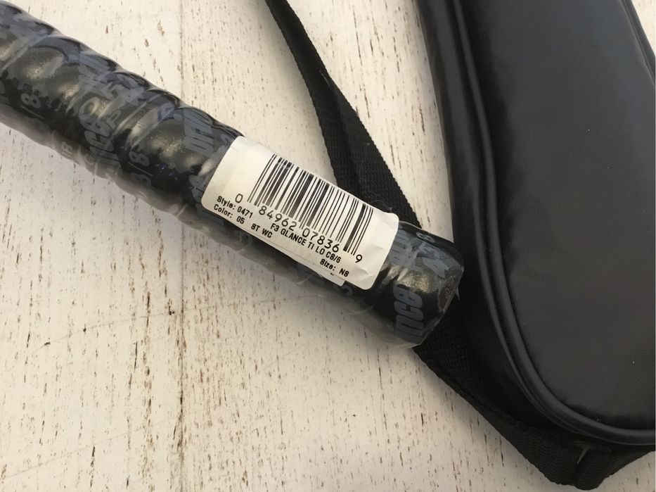 Rachete de tenis noi