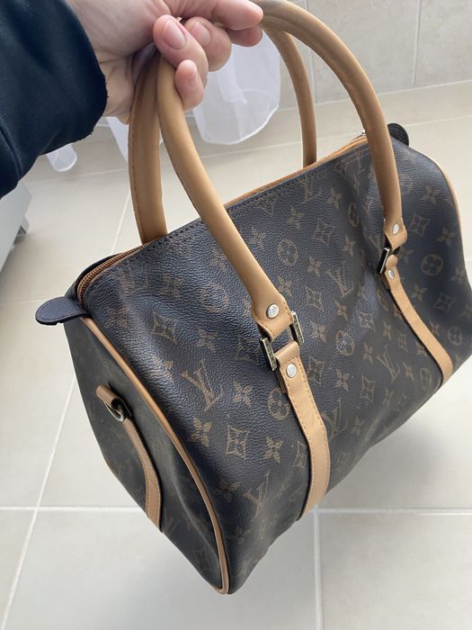 Чанта дамска ……..