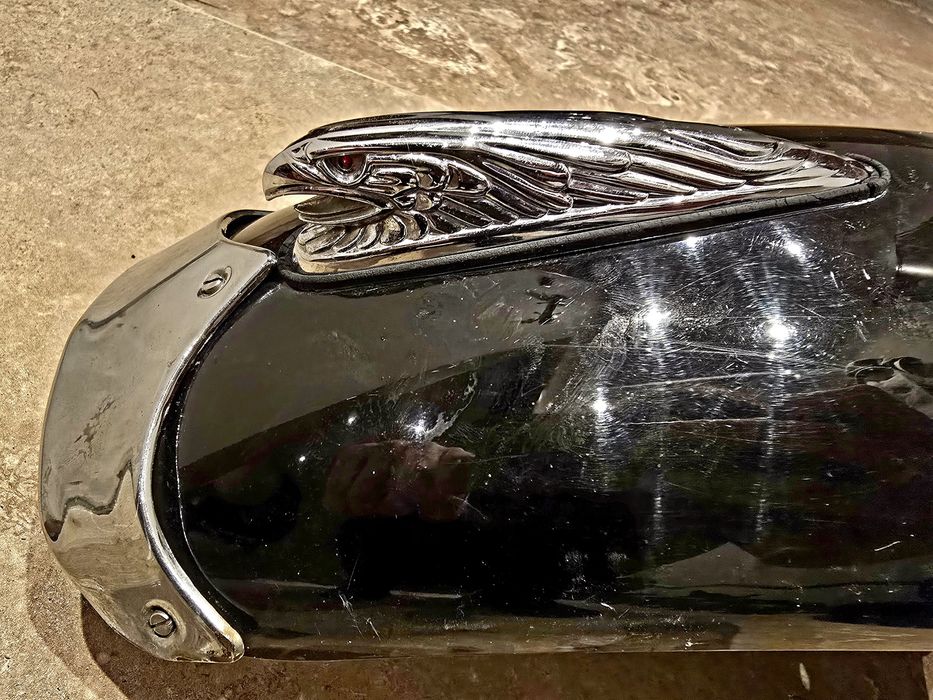 Преден калник за мотор