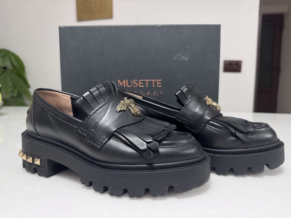 Pantofi musette Bee 35 cm