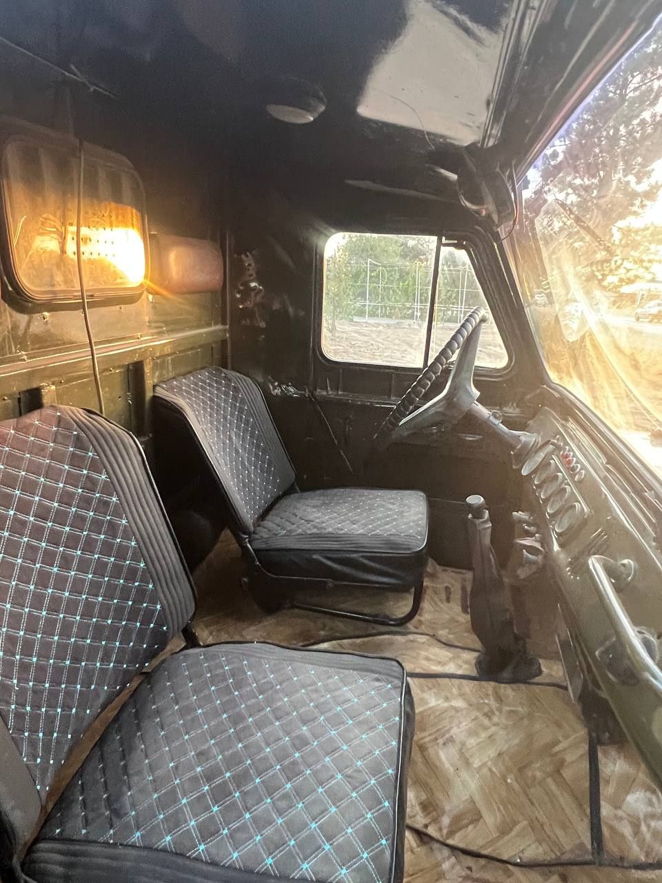 Uaz sotiladi antefirisda